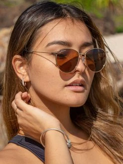 Dollboxx Aspen - Brown on Gold Sunglasses -Dollboxx Import Shop Aspen Brown on Gold Sunglasses Sunglasses dollboxx 8 f9dba104 725d 4df0 90db f774e575139b