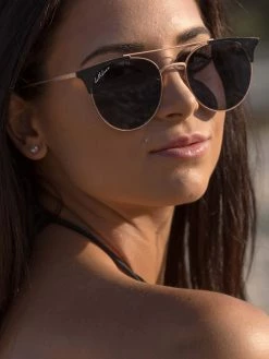 Dollboxx Bella - Black Gold Sunglasses -Dollboxx Import Shop Bella Black Gold Sunglasses Sunglasses dollboxx 5 a0964e3b 074f 400e acb2 192ea19f86df