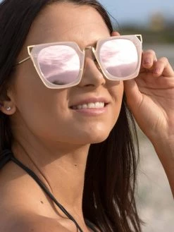 Dollboxx Camilla - Pink Sunglasses
