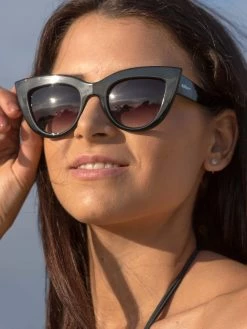 Dollboxx Chloe - Black Sunglasses