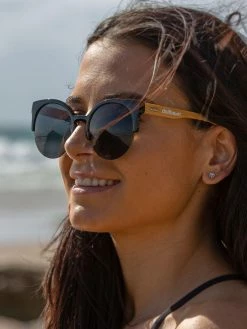 Dollboxx Deja Vu - Black Sunglasses 18 Dollboxx Deja Vu - Black Sunglasses -Dollboxx Import Shop Deja Vu Black Sunglasses Sunglasses dollboxx 6 49bd045a 3f36 43fe 8ea8 f14c12788555