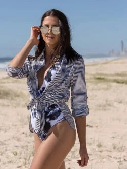 Dollboxx Milkshake Boyfriend Top - Black -Dollboxx Import Shop Milkshake Boyfriend Top Black Clothing Tops dollboxx 14 ddfb0480 0ab5 4069 8c4b 5b14f3dc551d