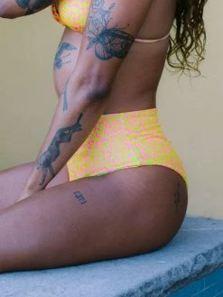 Dollboxx Mumba Seamless High Waisted Reversible Bikini Bottom - Savage -Dollboxx Import Shop Mumba Seamless High Waisted Reversible Bikini Bottom Savage Swimwear dollboxx 28 36391de0 21bd 46f7 bd30 54d110e3c961