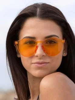 Dollboxx Polli - Gold Sunglasses -Dollboxx Import Shop Polli Gold Sunglasses Sunglasses dollboxx 6 0b962bc7 b757 496f ada3 8bc2888ef5a1