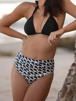 Dollboxx Slide Triangle Bikini Top - Black 22 Dollboxx Slide Triangle Bikini Top - Black -Dollboxx Import Shop Slide Triangle Bikini Top Black Swimwear dollboxx 6 96ad2a48 f3bd 4ace 9547 336e6cef6aaf