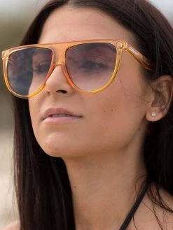 Dollboxx Stella - Clear Gold Sunglasses -Dollboxx Import Shop Stella Clear Gold Sunglasses Sunglasses dollboxx 10 4b6d60bb 995c 4793 9e0b be24a0fcc426