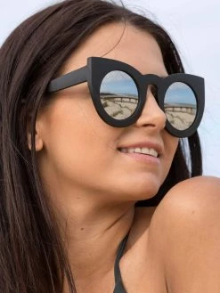Dollboxx Tammy - Silver Black Sunglasses -Dollboxx Import Shop Tammy Silver Black Sunglasses Sunglasses dollboxx 11 86a10f1d 23f7 4100 8cbf aa2d27891109