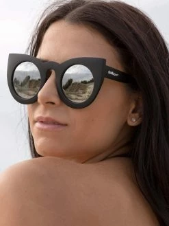 Dollboxx Tammy - Silver Black Sunglasses -Dollboxx Import Shop Tammy Silver Black Sunglasses Sunglasses dollboxx 8 4fb47a25 243a 49fa 9ec9 14b1ba7a15c3