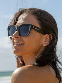 Dollboxx Teddy - Black on Black Sunglasses 12 Dollboxx Teddy - Black on Black Sunglasses -Dollboxx Import Shop Teddy Black on Black Sunglasses Sunglasses dollboxx 4 9f2f68d1 e555 49b2 afca 1a05736dce85