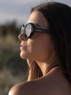 Dollboxx Tiffany - Black Sunglasses 18 Dollboxx Tiffany - Black Sunglasses -Dollboxx Import Shop Tiffany Black Sunglasses Sunglasses dollboxx 6 aa8e8645 6fcd 4983 8f01 de6cab828a90