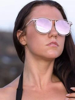 Dollboxx Vacay - Rose Gold Sunglasses 6 Dollboxx Vacay - Rose Gold Sunglasses -Dollboxx Import Shop Vacay Rose Gold Sunglasses Sunglasses dollboxx 3 ea19bebb 8a8e 47c6 9716 317fa8273de3